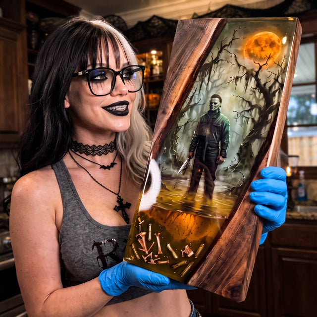 Riana · Horror Boards